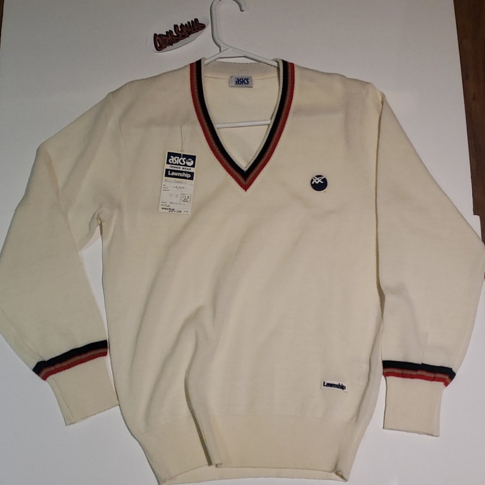 Vintage 90s Asics v-neck sweater new with tag